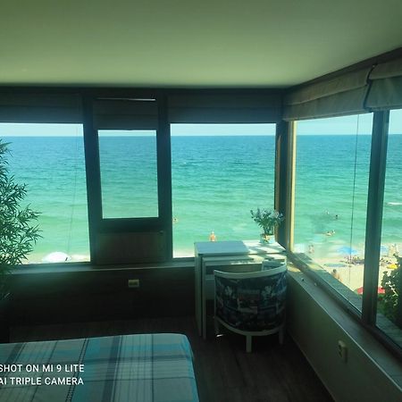 Hemingway Rooms In Happy Beach Varna Exterior photo